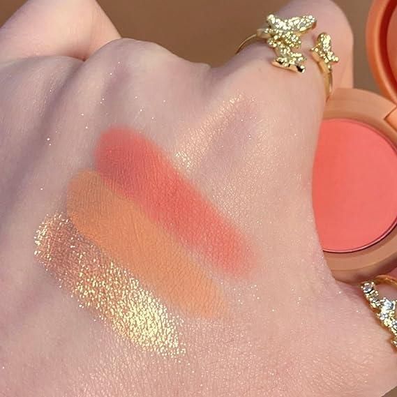 3-in-1 Blusher, Highlighter & Compact – Travel-Friendly Makeup Palette